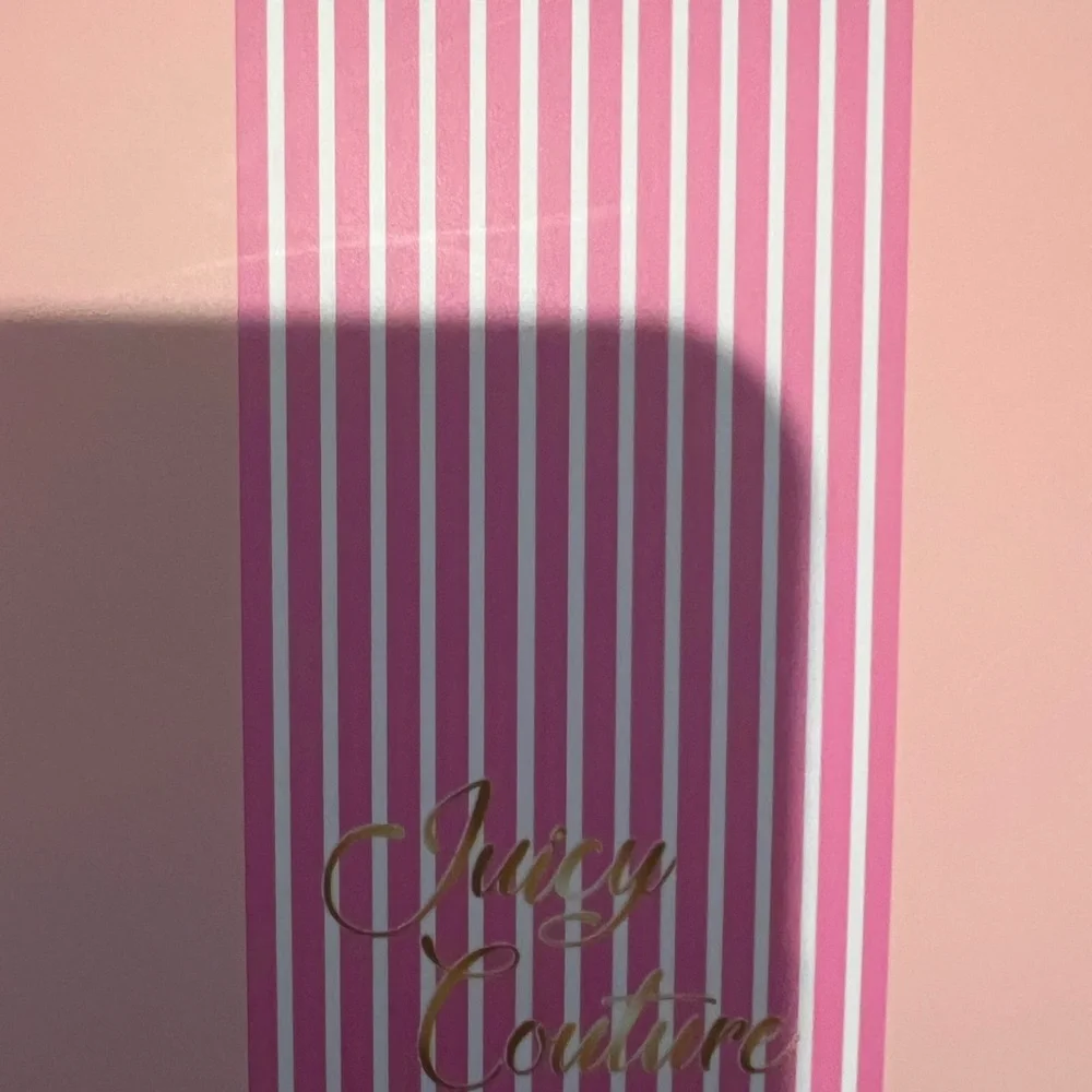 Juicy Couture BNWT Pink Striped Beach Towel